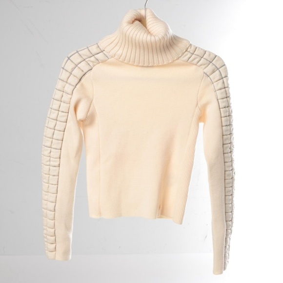 Chanel Wool Turtleneck Sweater, Fall-Winter 2000-2001 size 36 - Picture 1 of 5